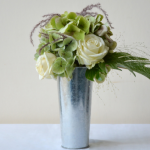 compositions-florales-bouquet-roses-blanches-hortensia